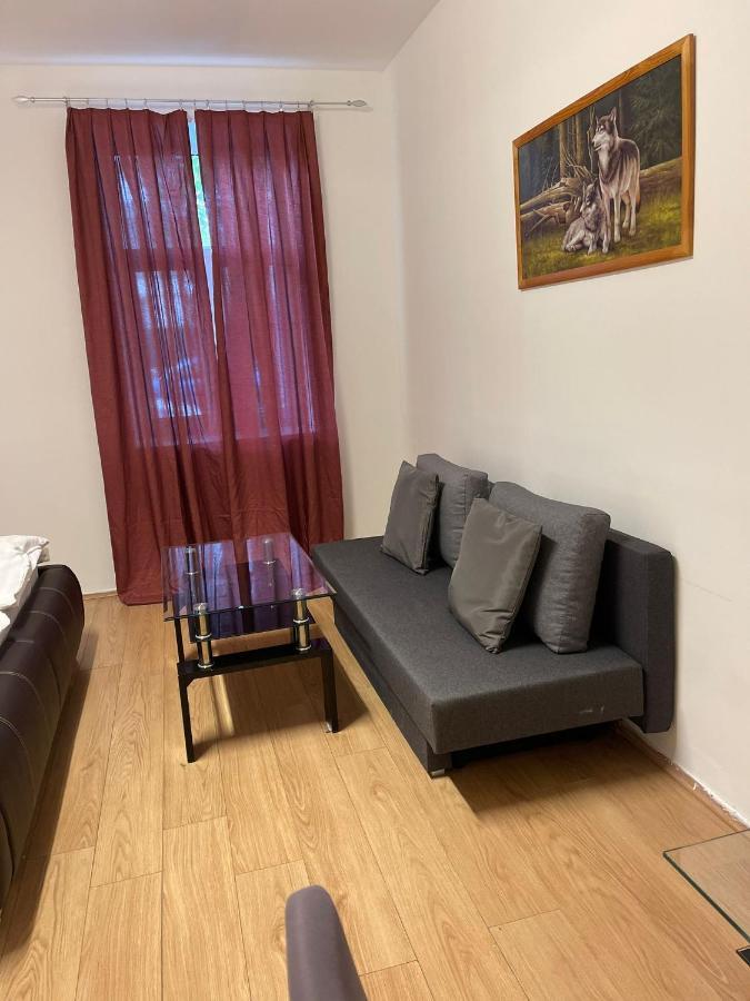 Neat 1br Apt. Simmering-ideal For Longstays Apartment Wien